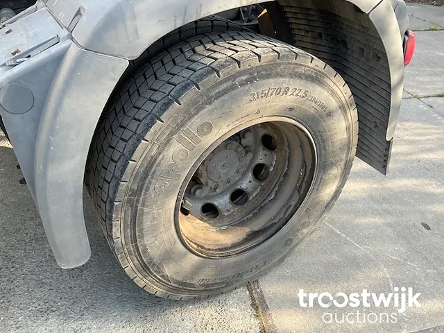 Vrachtwagen/trekker - afbeelding 22 van  32