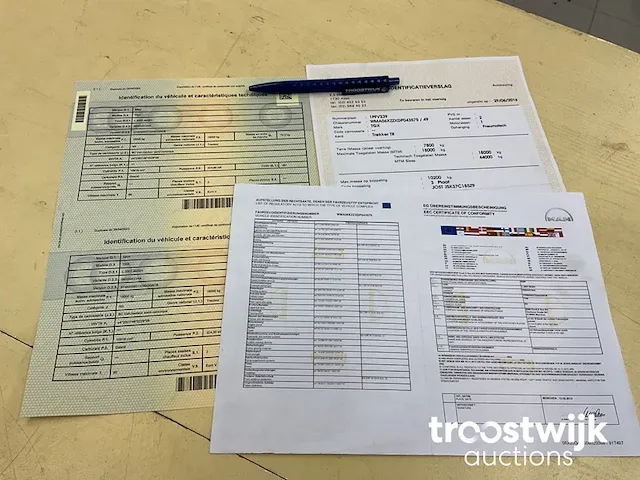 Vrachtwagen/trekker - afbeelding 26 van  32