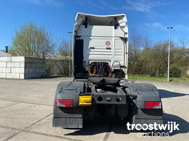 Vrachtwagen/trekker - afbeelding 27 van  32