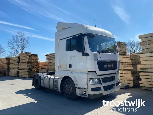 Vrachtwagen/trekker - afbeelding 32 van  32