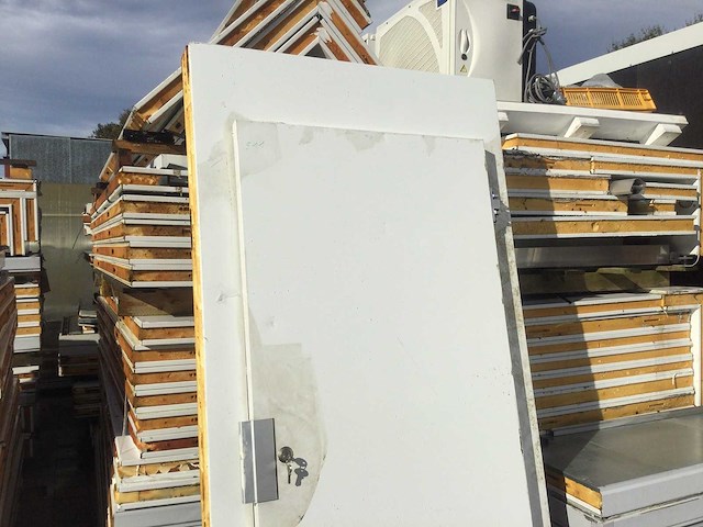 Vriesdeur - afbeelding 1 van  3