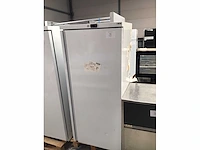 Vriezer kastmodel - afbeelding 1 van  8