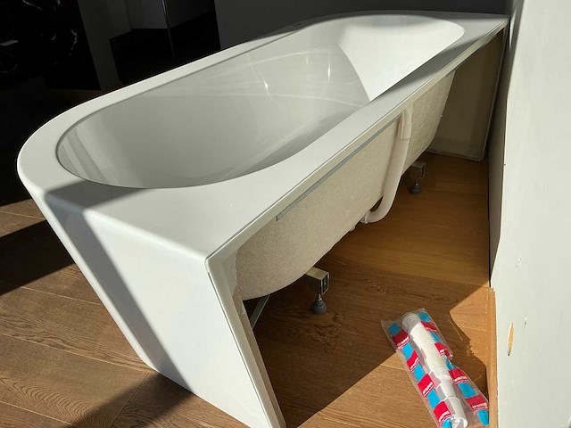 Vrijstaand bad - afbeelding 5 van  5