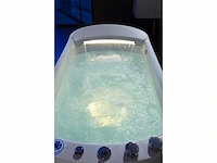 Vrijstaand design massagebad - waterval - glans wit - afbeelding 20 van  22