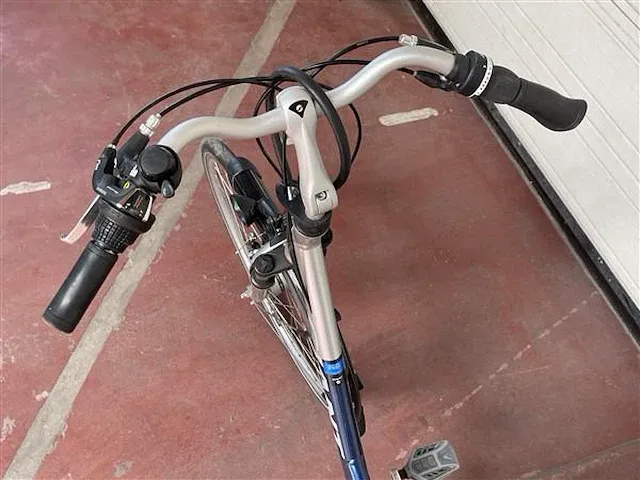 Vrouwenfiets - afbeelding 3 van  5