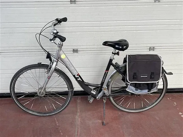 Vrouwenfiets - afbeelding 1 van  6