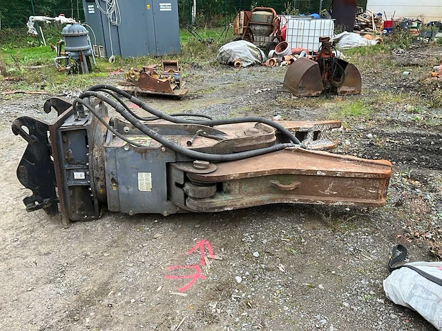 Vtn fp20 maalmachine voor cw 30 koppeling voor 20 tot 30 t graafmachine - afbeelding 2 van  6