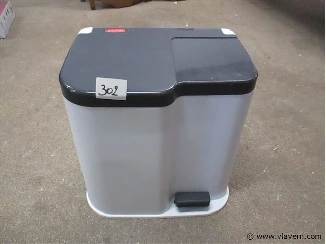 Vuilbak - afbeelding 1 van  2