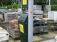 Vuilnisbak met hondenzakjes