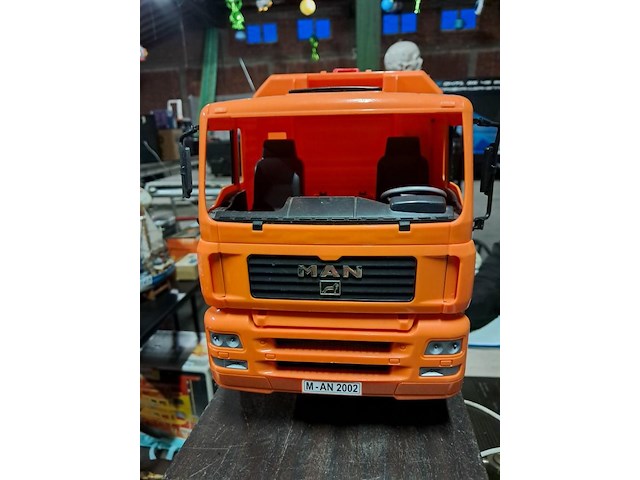 Vuilniswagen bruder ( 520 mm ) - afbeelding 1 van  3