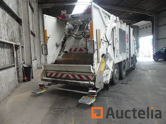 Vuilniswagen scania p310 (2008-231.979 km) - afbeelding 32 van  36