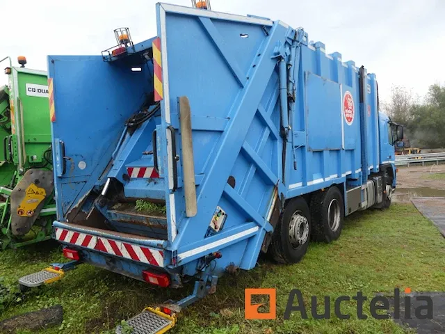 Vuilniswagen volvo fm 300 (2009-230.809 km) - afbeelding 8 van  23