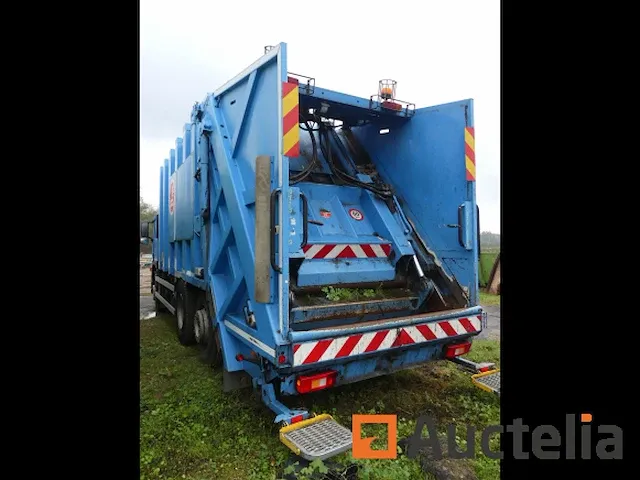 Vuilniswagen volvo fm 300 (2009-230.809 km) - afbeelding 22 van  23