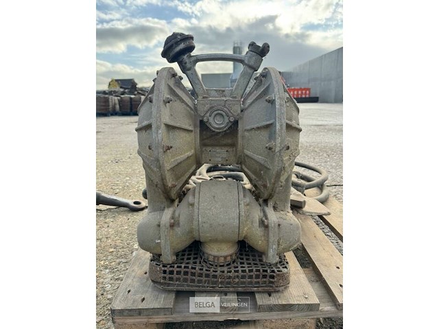 Vuilwaterpomp piqueur met verschillende toebehoren voor compressor atlas copco - afbeelding 5 van  9