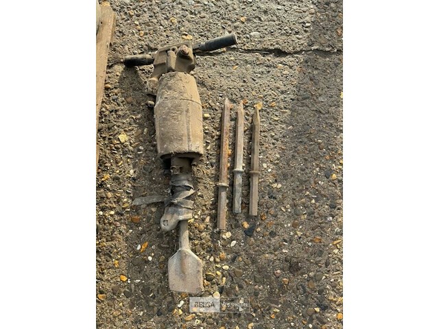 Vuilwaterpomp piqueur met verschillende toebehoren voor compressor atlas copco - afbeelding 8 van  9