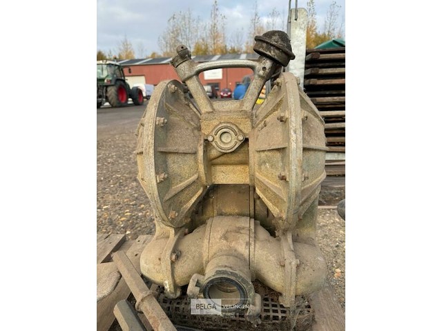 Vuilwaterpomp piqueur met verschillende toebehoren voor compressor atlas copco - afbeelding 9 van  9