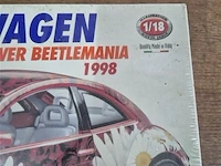Vw 1/18 beetle - afbeelding 2 van  3