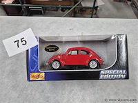 Vw beetle - afbeelding 1 van  3
