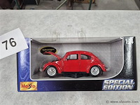 Vw beetle - afbeelding 1 van  3