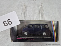 Vw bus - afbeelding 1 van  3