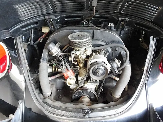 Vw coccinelle 1303 ls cabriolet - afbeelding 8 van  18