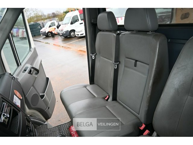 Vw crafter lichte vrachtwagen met dhollandia laadklep - afbeelding 4 van  28