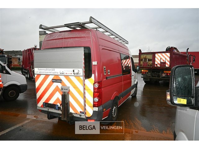 Vw crafter lichte vrachtwagen met dhollandia laadklep - afbeelding 15 van  28