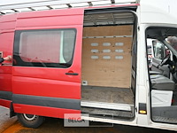 Vw crafter lichte vrachtwagen met dhollandia laadklep - afbeelding 24 van  28