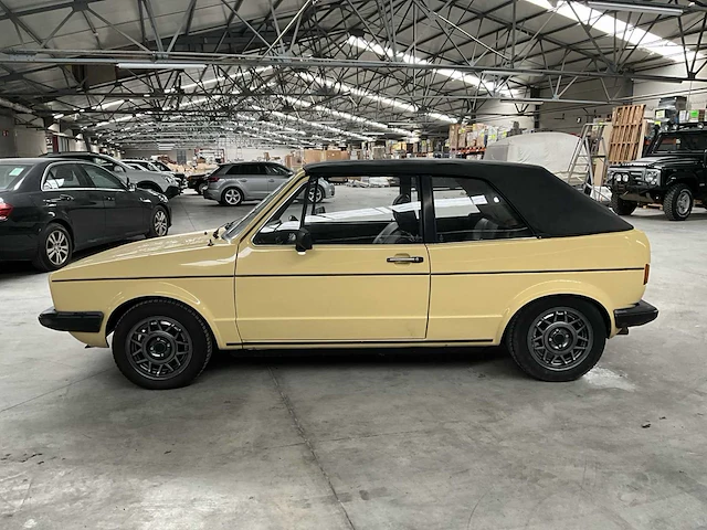 Vw golf 1 cabrio 1979 - afbeelding 23 van  34