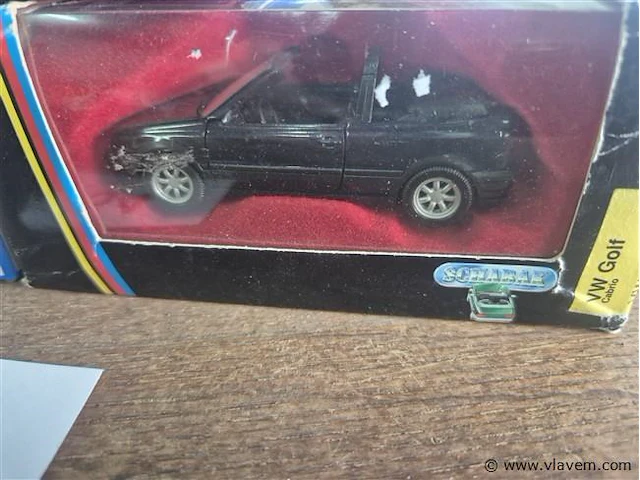 Vw golf 3 stuks - afbeelding 2 van  3