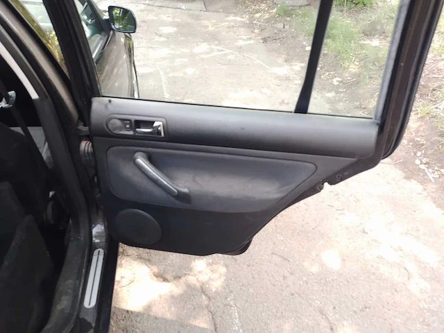 Vw golf 4 variant - lichte vracht - 2006 - afbeelding 7 van  22