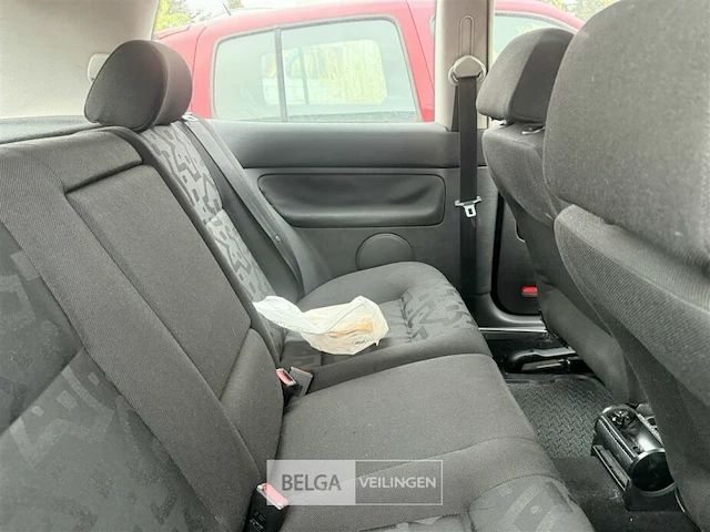 Vw golf - afbeelding 8 van  13