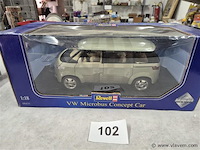 Vw microbus concept car - afbeelding 1 van  3