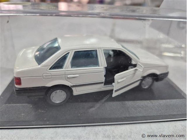 Vw passat - afbeelding 3 van  3