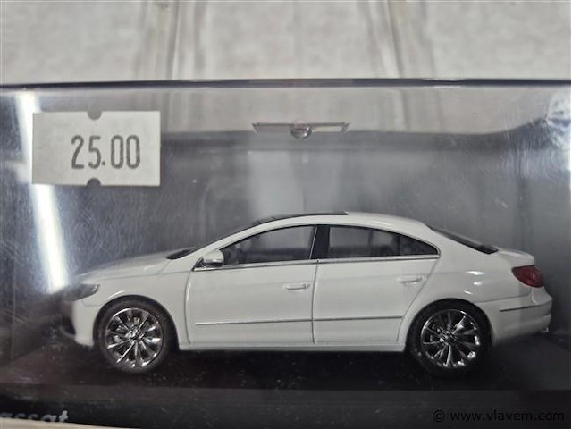 Vw passat - afbeelding 2 van  3