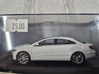 Vw passat - afbeelding 2 van  3