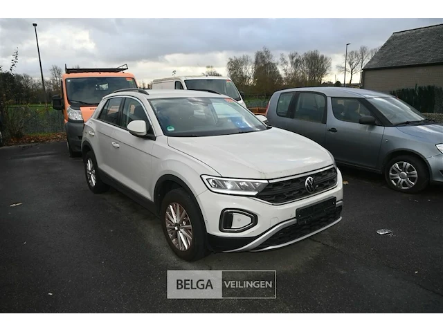 Vw t-roc - afbeelding 1 van  11