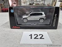 Vw tiguan - afbeelding 1 van  3