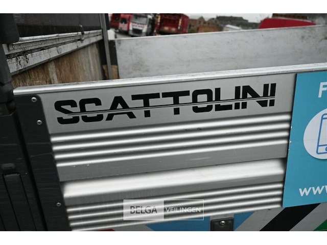 Vw transporter lichte vrachtwagen met scatolini kipbak - afbeelding 16 van  28