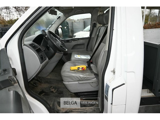 Vw transporter lichte vrachtwagen met scatolini kipbak - afbeelding 28 van  28