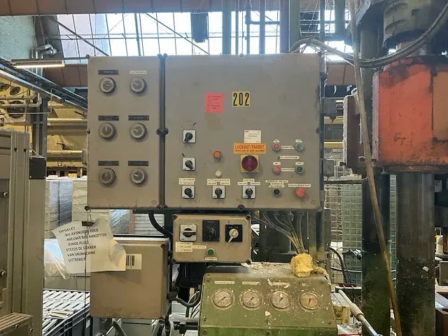 Vynckier rysel 200 hydraulische pers - afbeelding 3 van  13