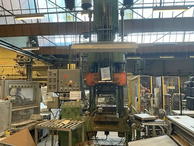 Vynckier rysel 200 hydraulische pers - afbeelding 11 van  13
