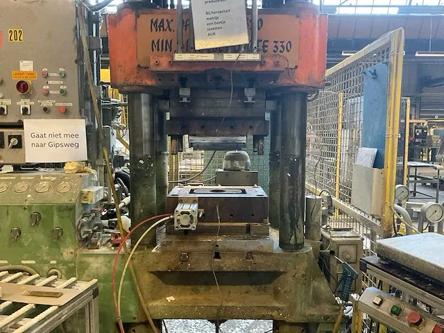 Vynckier rysel 200 hydraulische pers - afbeelding 13 van  13