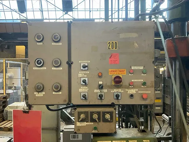 Vynckier rysel 200 hydraulische pers - afbeelding 2 van  13