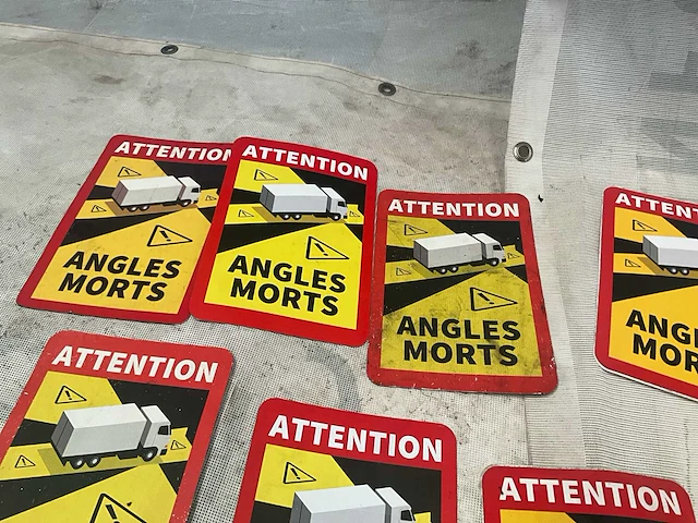 Waarschuwingen - 5 magneetborden en 3 stickers - afbeelding 4 van  5