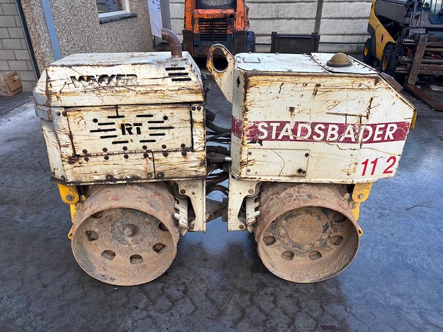 Wacker - 1996 - rt 820 - duowals - afbeelding 1 van  9