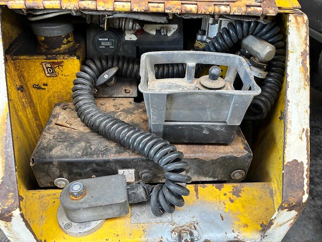 Wacker - 1996 - rt 820 - duowals - afbeelding 7 van  9