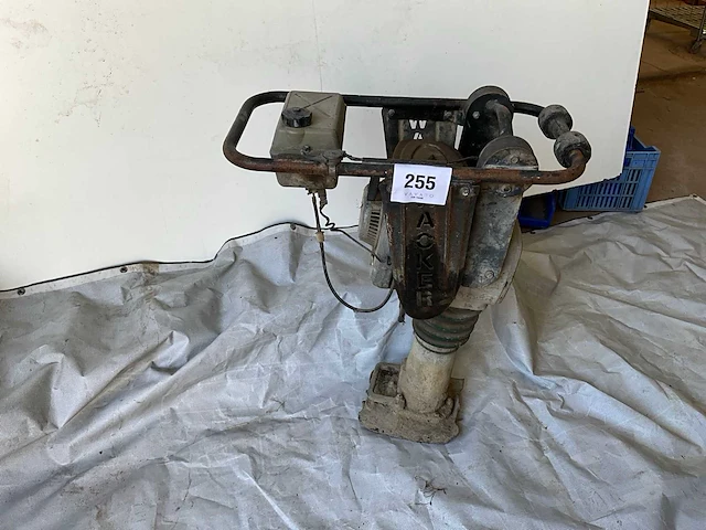 Wacker bs52y trilstamper - afbeelding 1 van  4