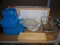 Wafelijzer tefal, rolhouder, frietsnijder, appertiefhapjes set, dienplateaus, rolgordijn, bekleding auto, 8 stuks plantenhoezen 2x1,5m, 2 handsproeiers , enz - afbeelding 7 van  10