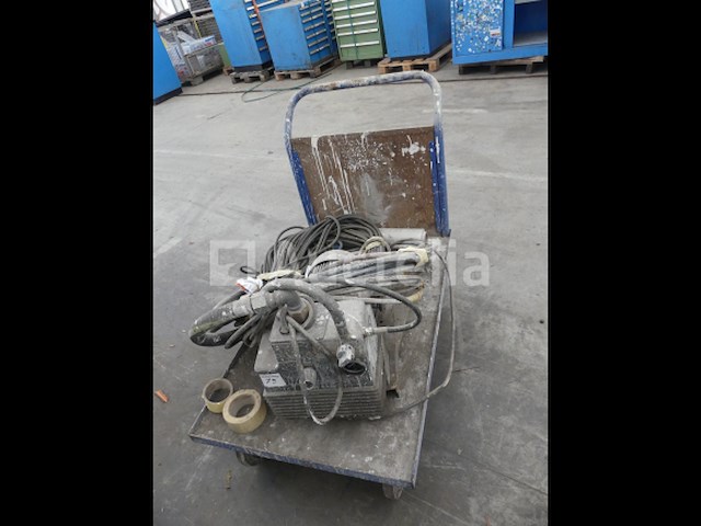 Wagner industriële verfspuit - afbeelding 1 van  5